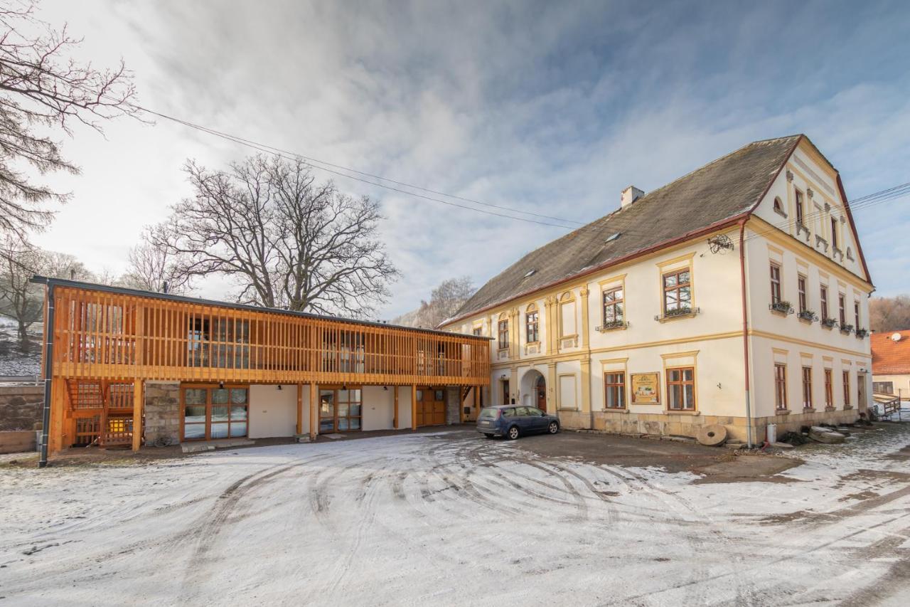 Apartment Ve Mlyne Teplice nad Metují Exterior photo