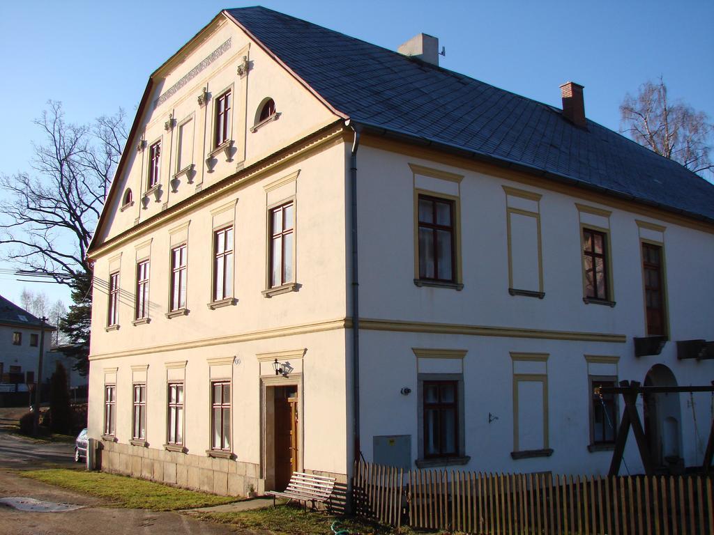 Apartment Ve Mlyne Teplice nad Metují Exterior photo